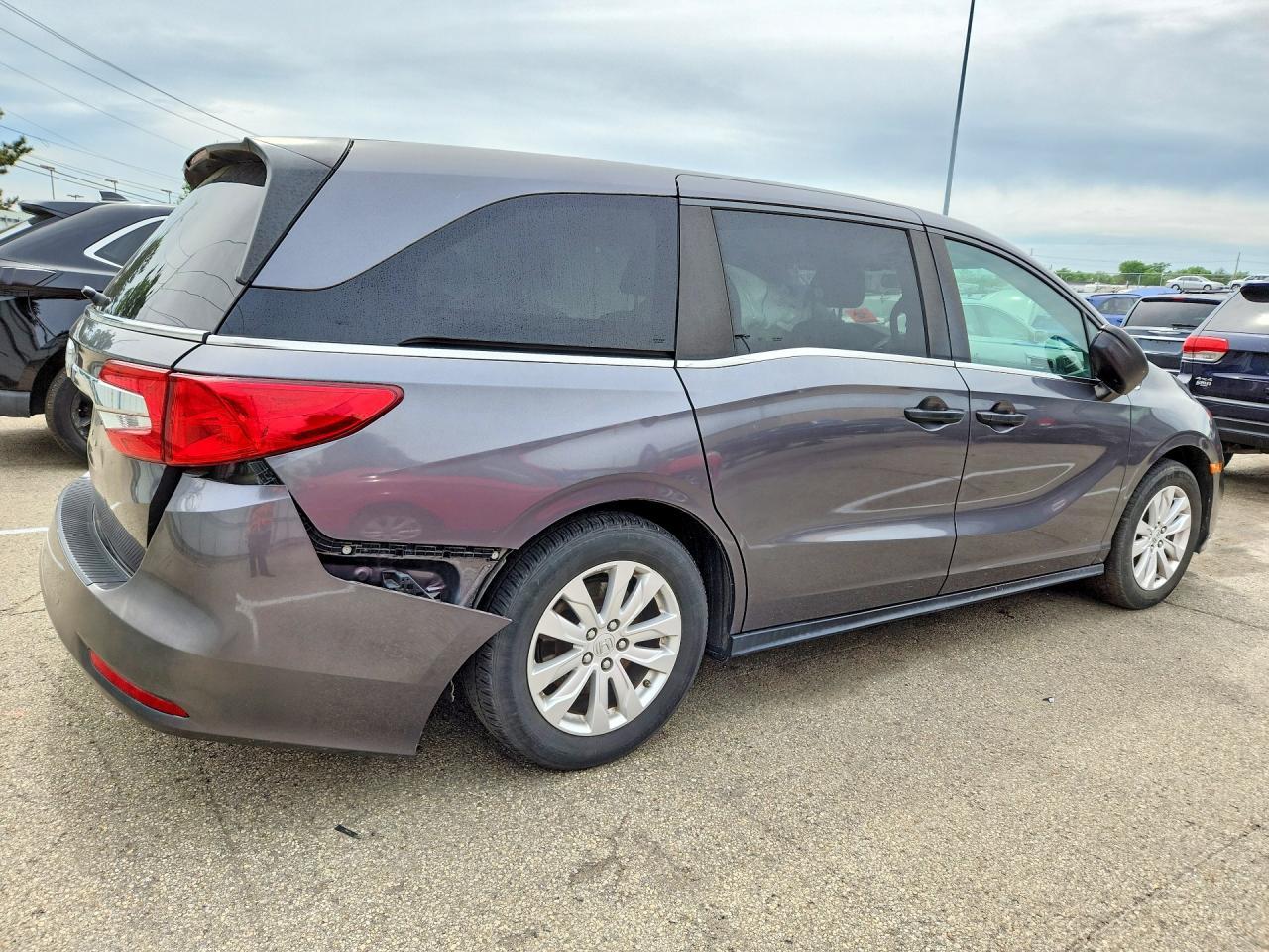 2019 Honda Odyssey Lx - Image 3