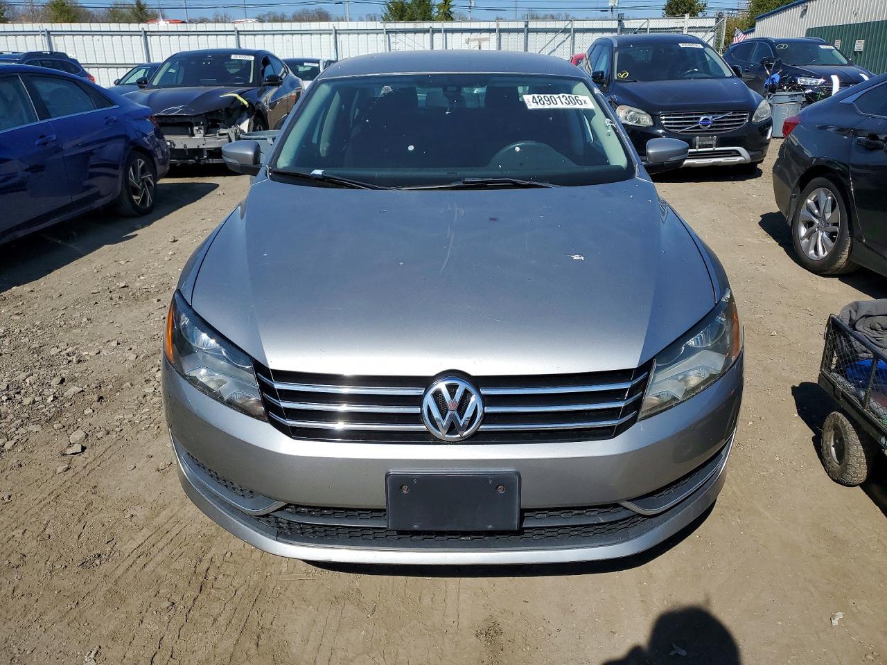 2014 Volkswagen Passat S - Фото 5