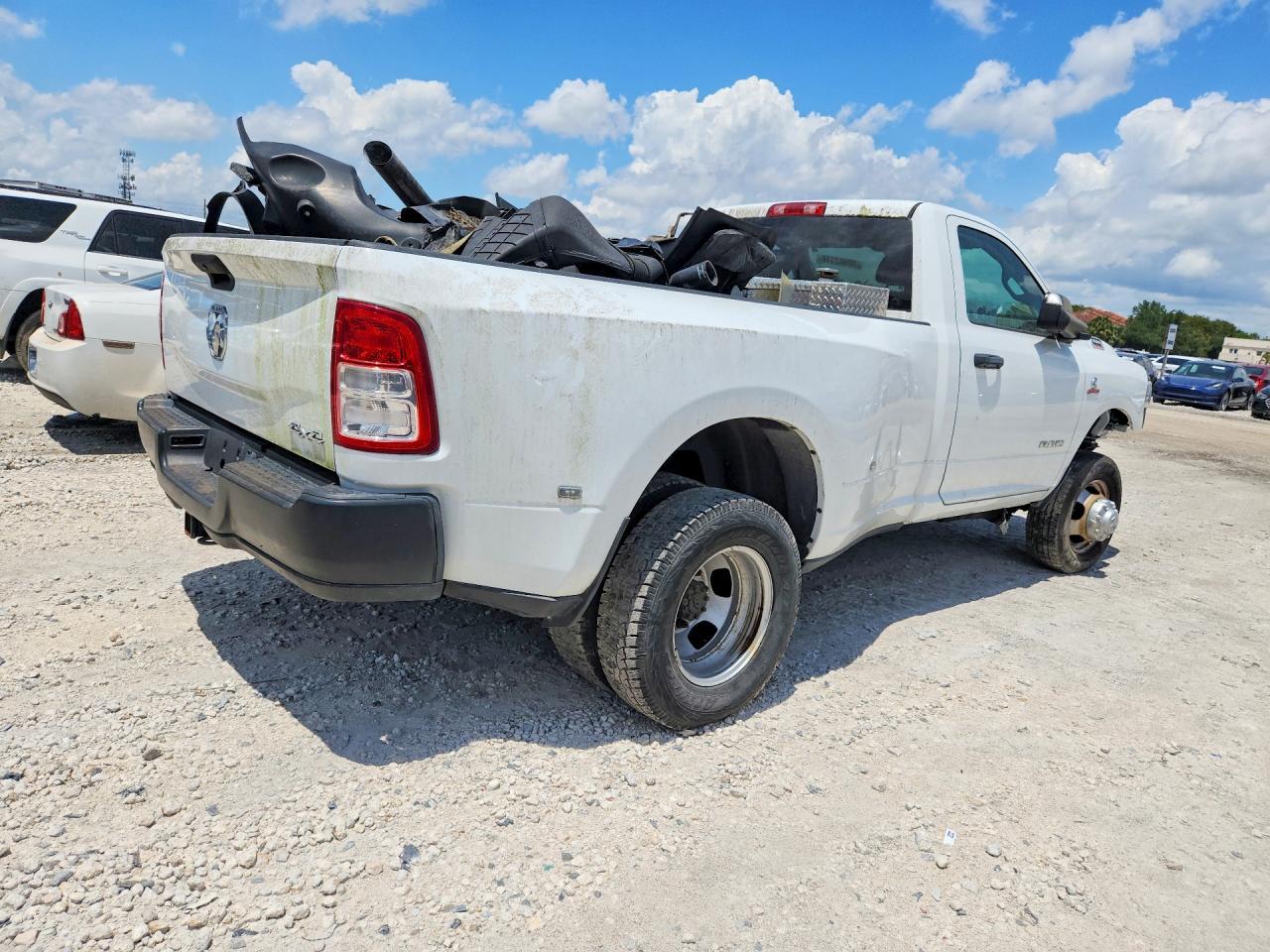 2020 Ram 3500 Tradesman - Фото 3