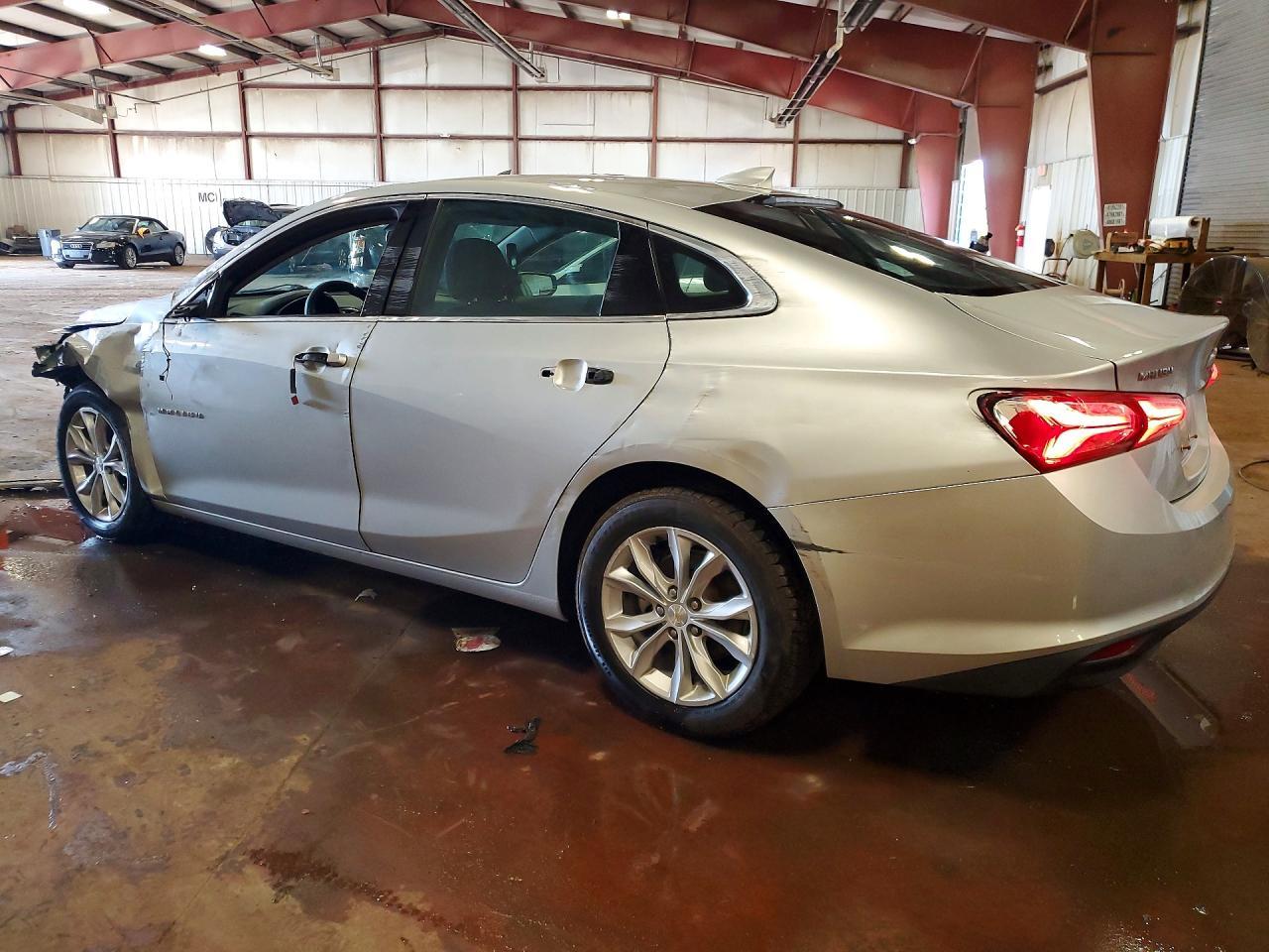 2022 Chevrolet Malibu Lt - Фото 2