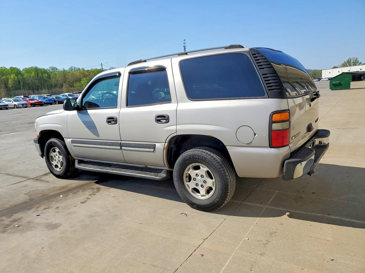 2004 Chevrolet Tahoe K1500 - Фото 2