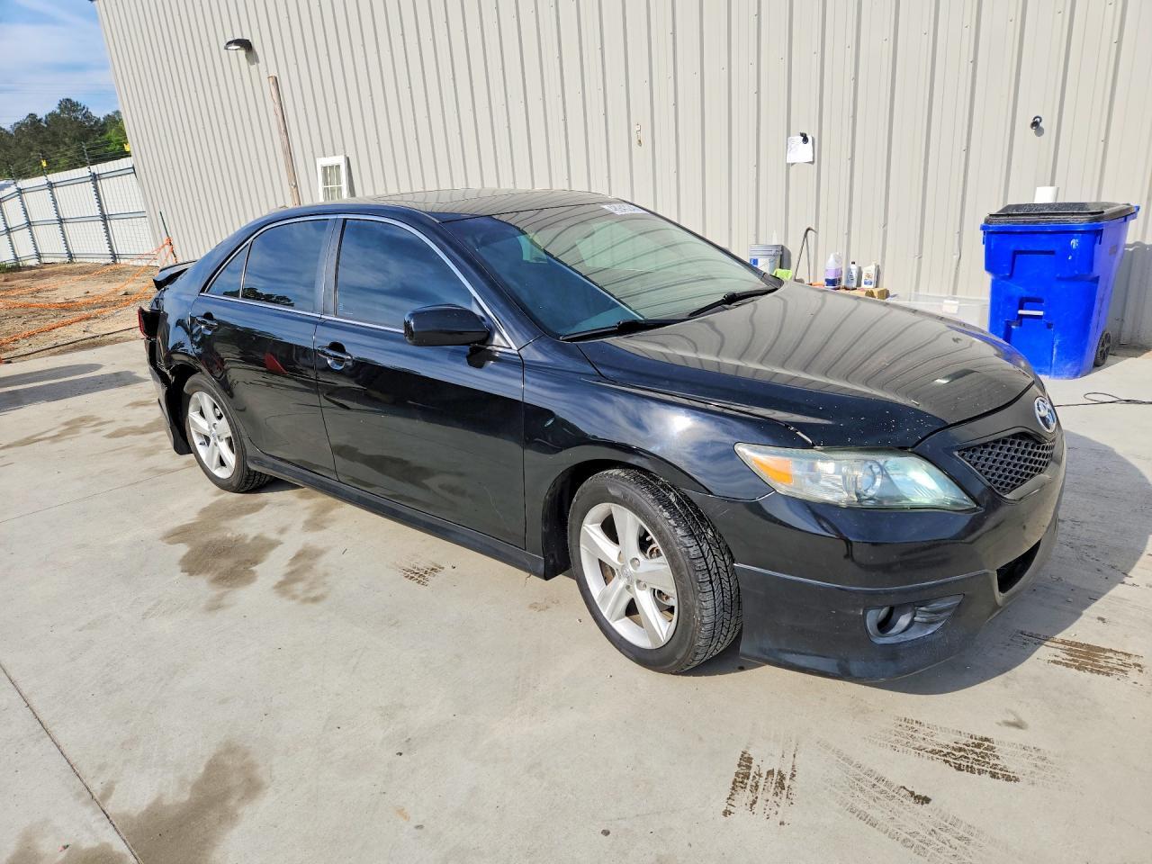 2011 Toyota Camry Se - Image 4