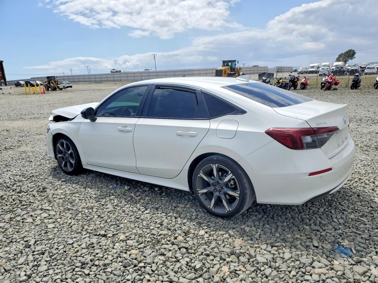 2025 Honda Civic Sport - Фото 2