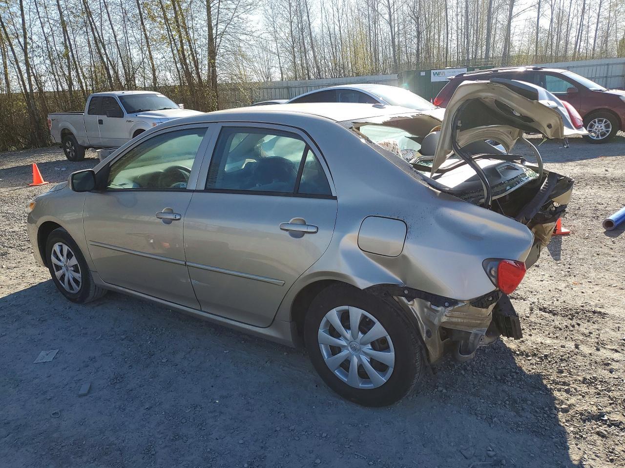 2010 Toyota Corolla Le - Image 2
