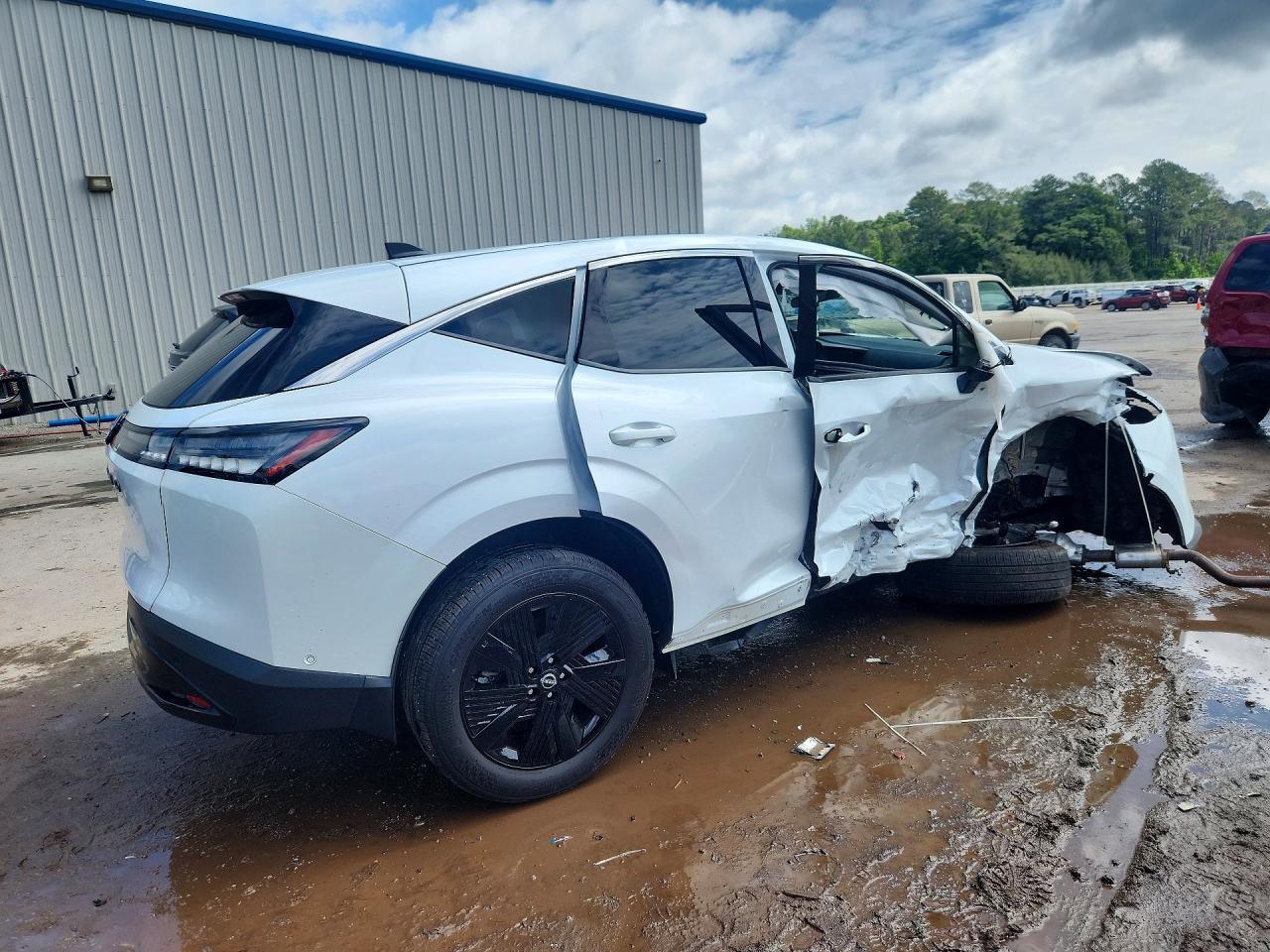 2025 Nissan Murano Sv - Image 3