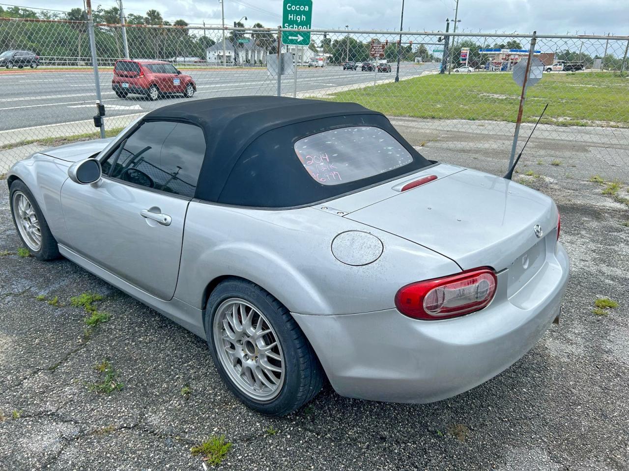 2014 Mazda Mx-5 Miata Sport - Image 3