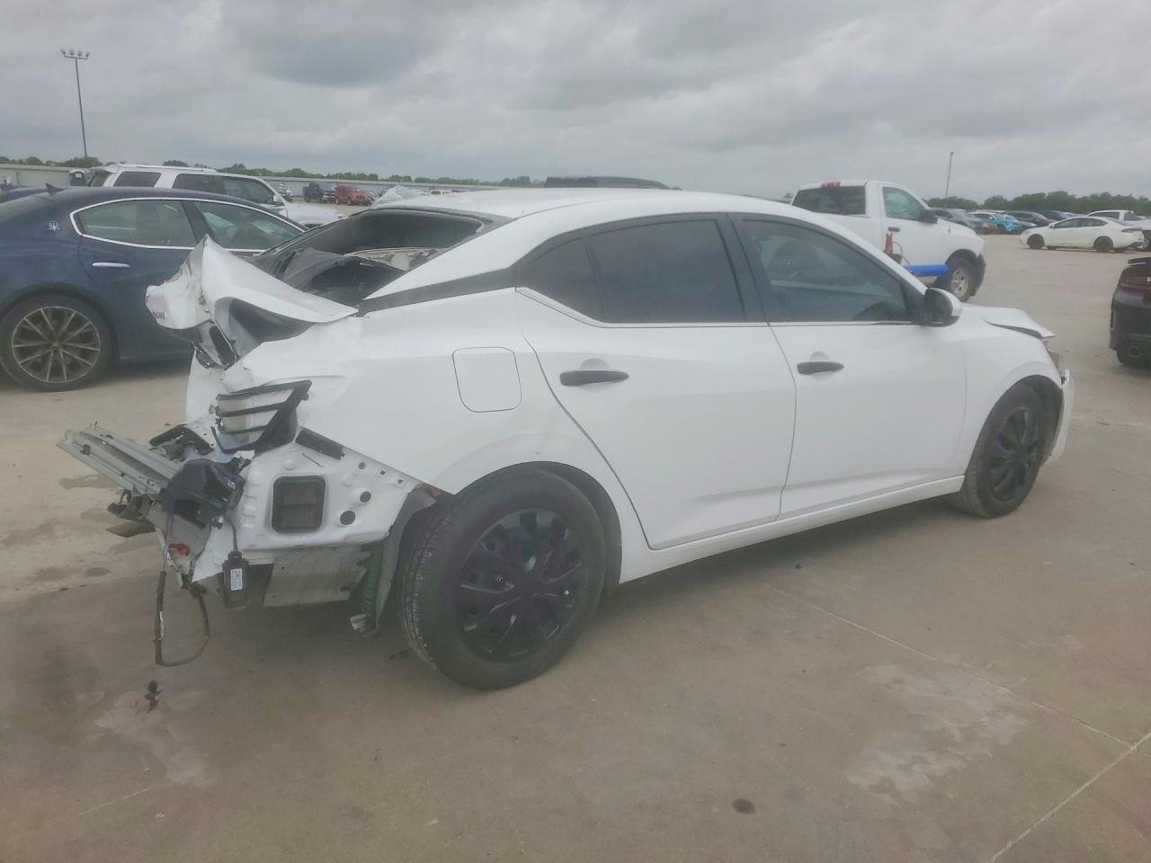 2024 Nissan Sentra S - Image 3