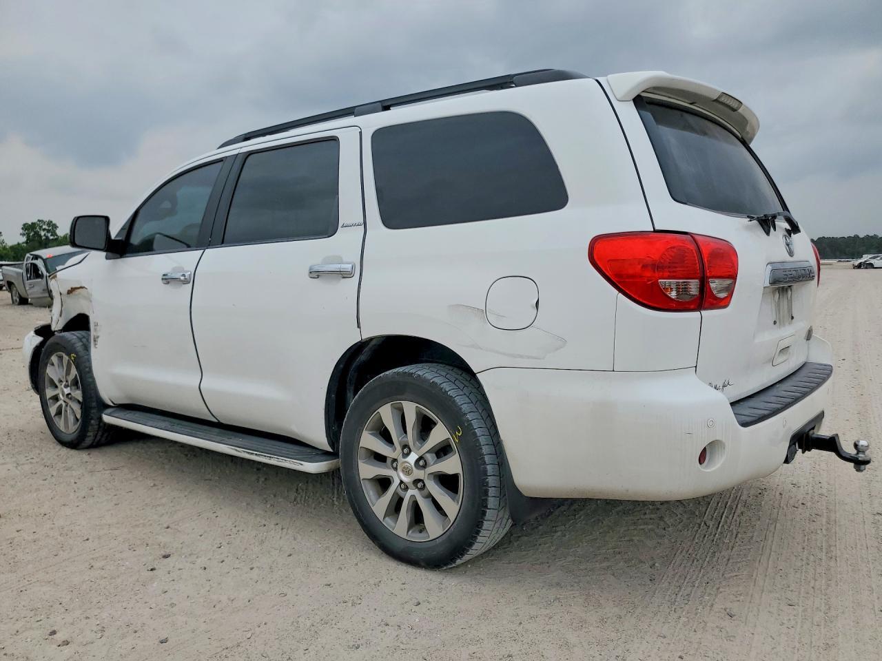 2014 Toyota Sequoia Limited - Фото 2