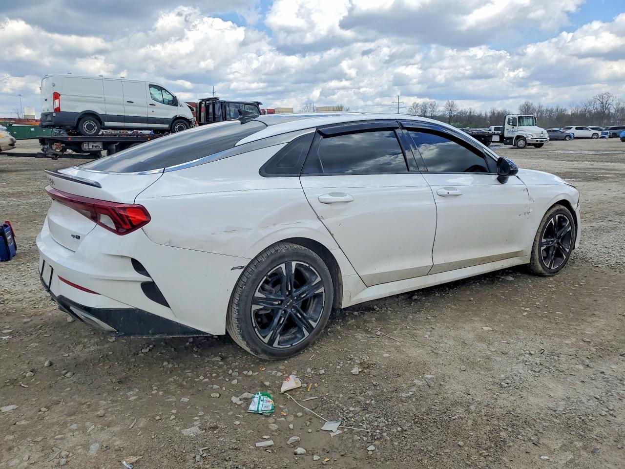 2022 Kia K5 Gt-Line - Image 3