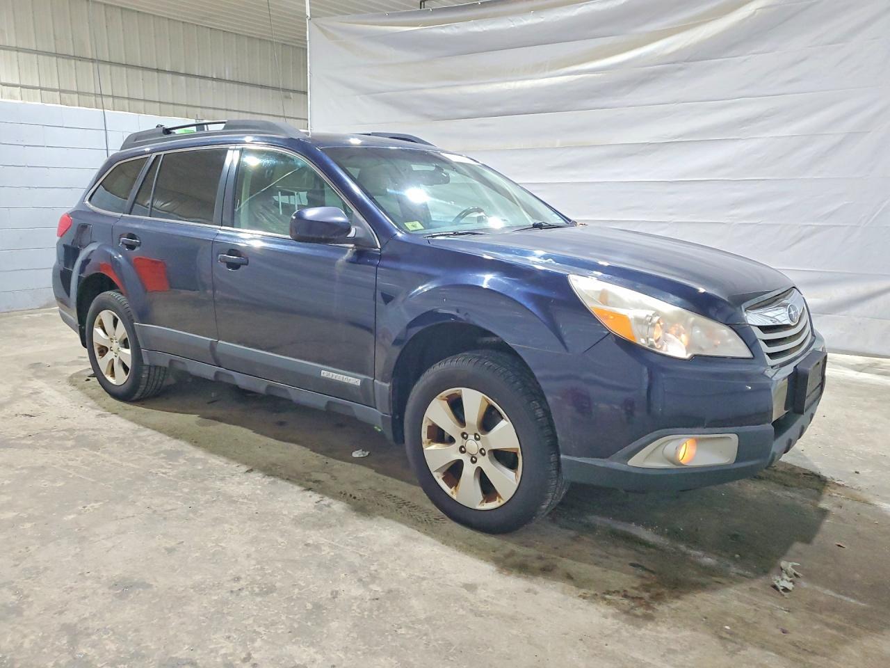 2012 Subaru Outback 2.5I Premium - Image 4