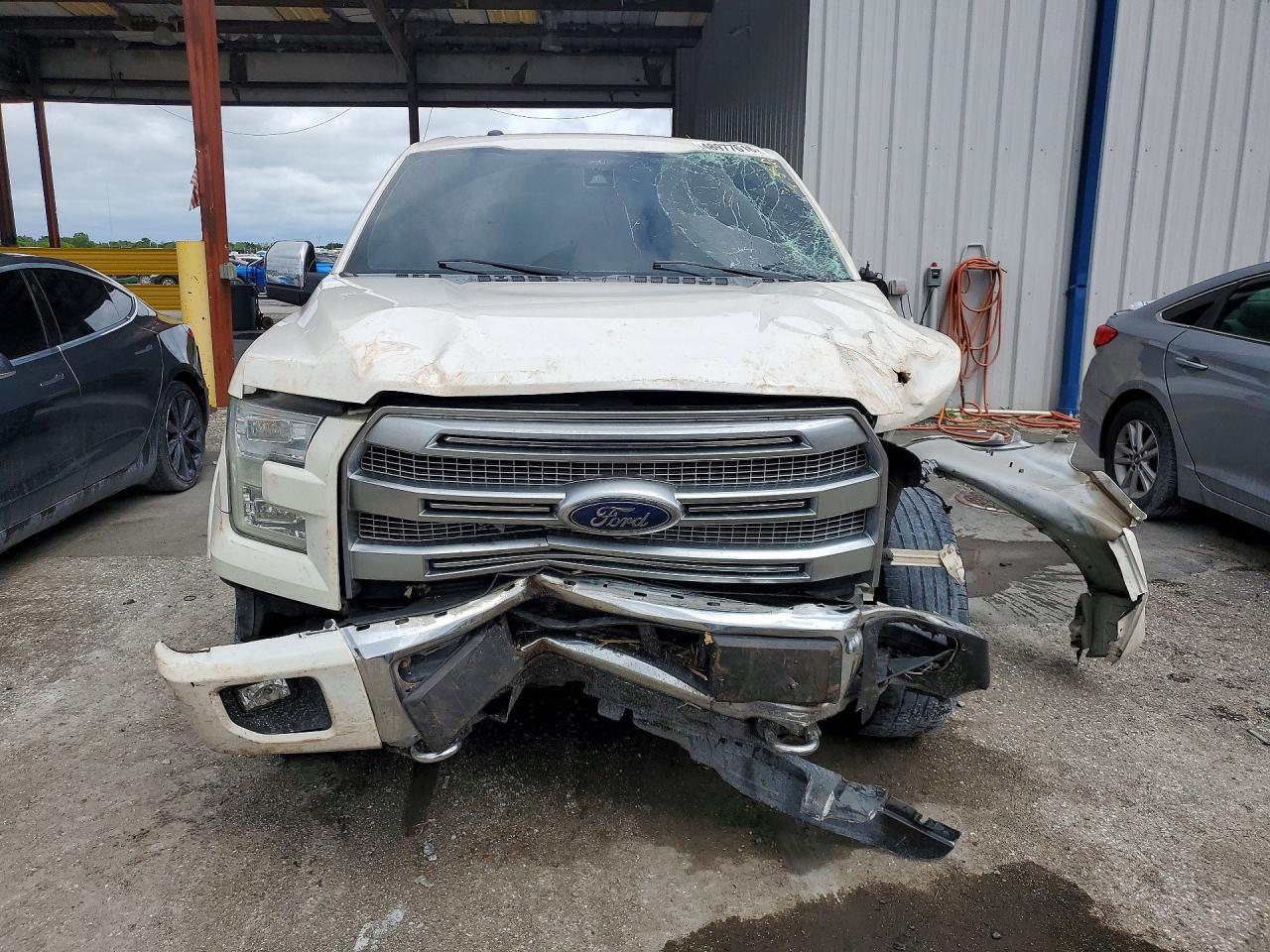 2015 Ford F150 Supercrew - Image 5