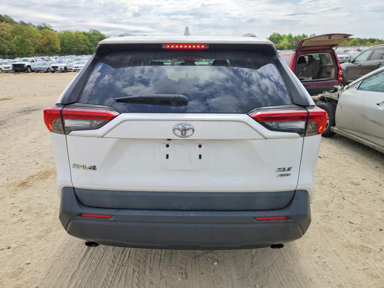2019 Toyota Rav4 Xle - Фото 6