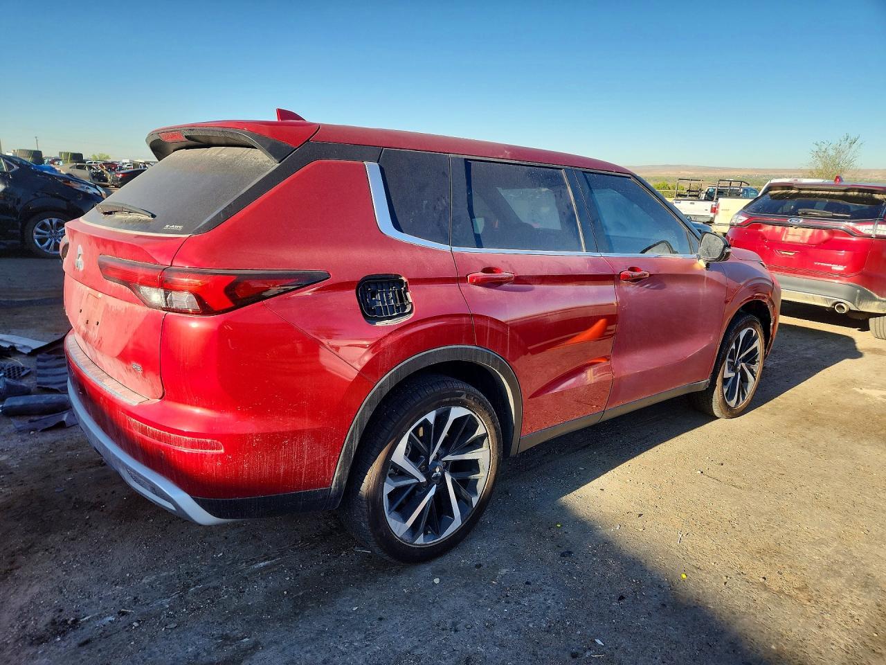 2024 Mitsubishi Outlander Se - Фото 3