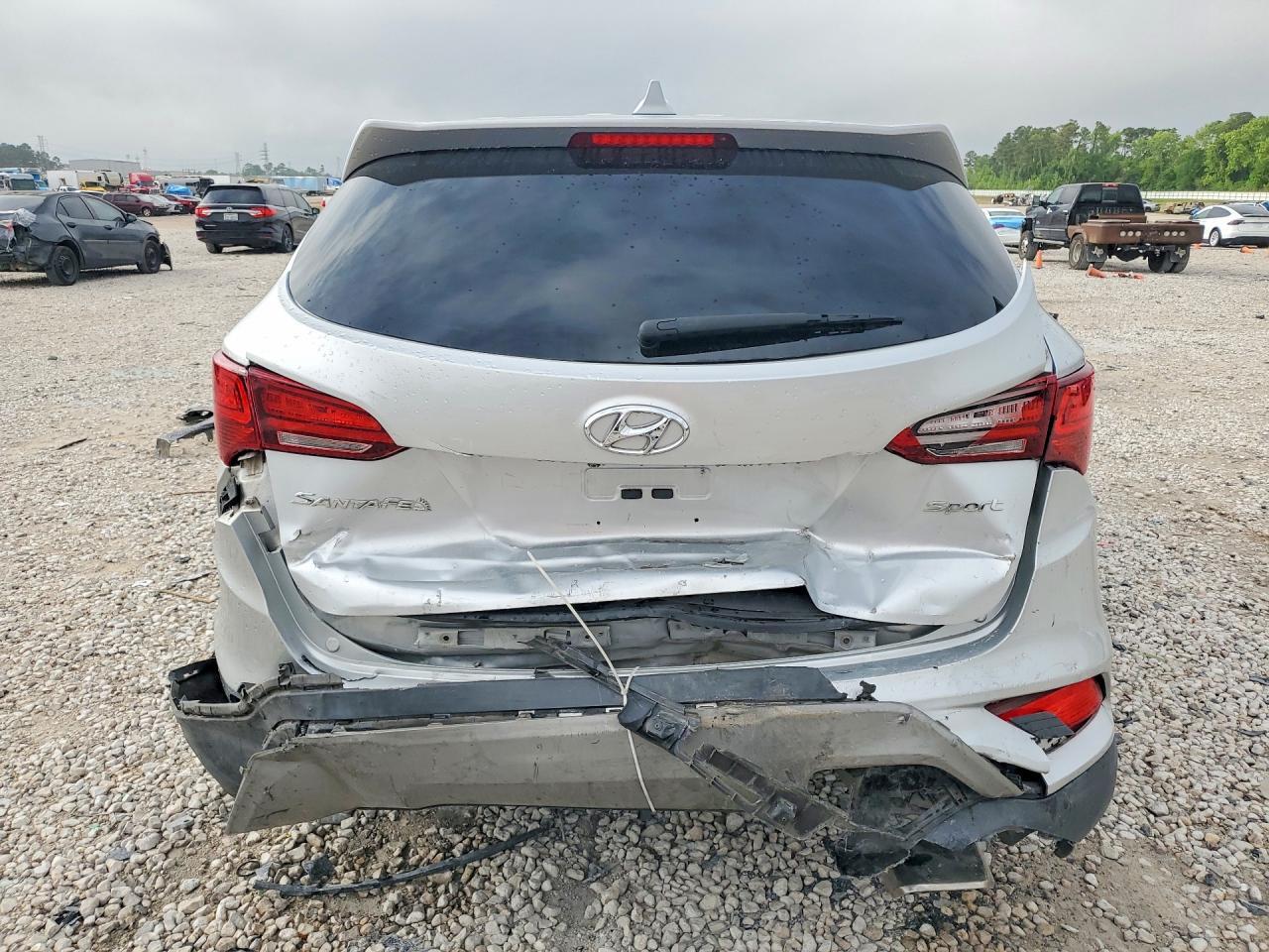 2017 Hyundai Santa Fe Sport 2.4L - Image 6