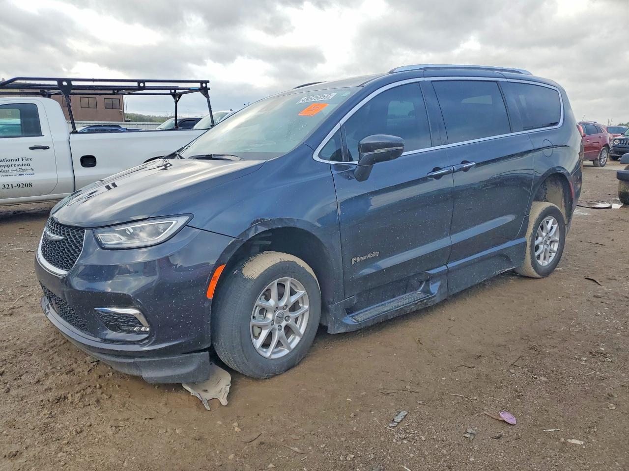 2021 Chrysler Pacifica Touring L