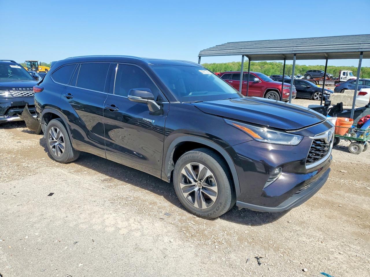 2021 Toyota Highlander Hybrid Xle - Image 4