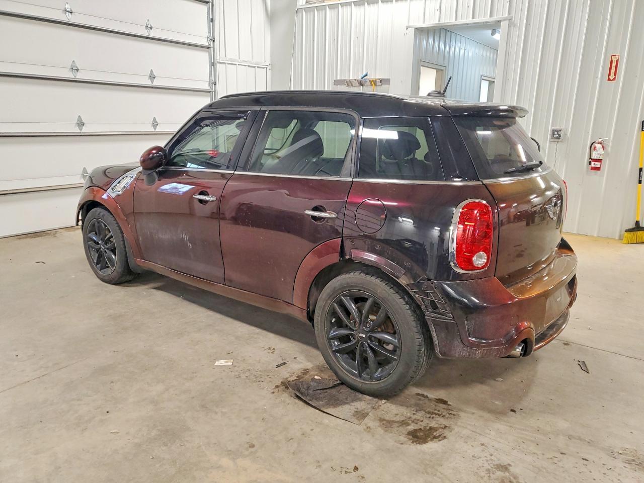 2014 Mini Cooper S Countryman - Image 2