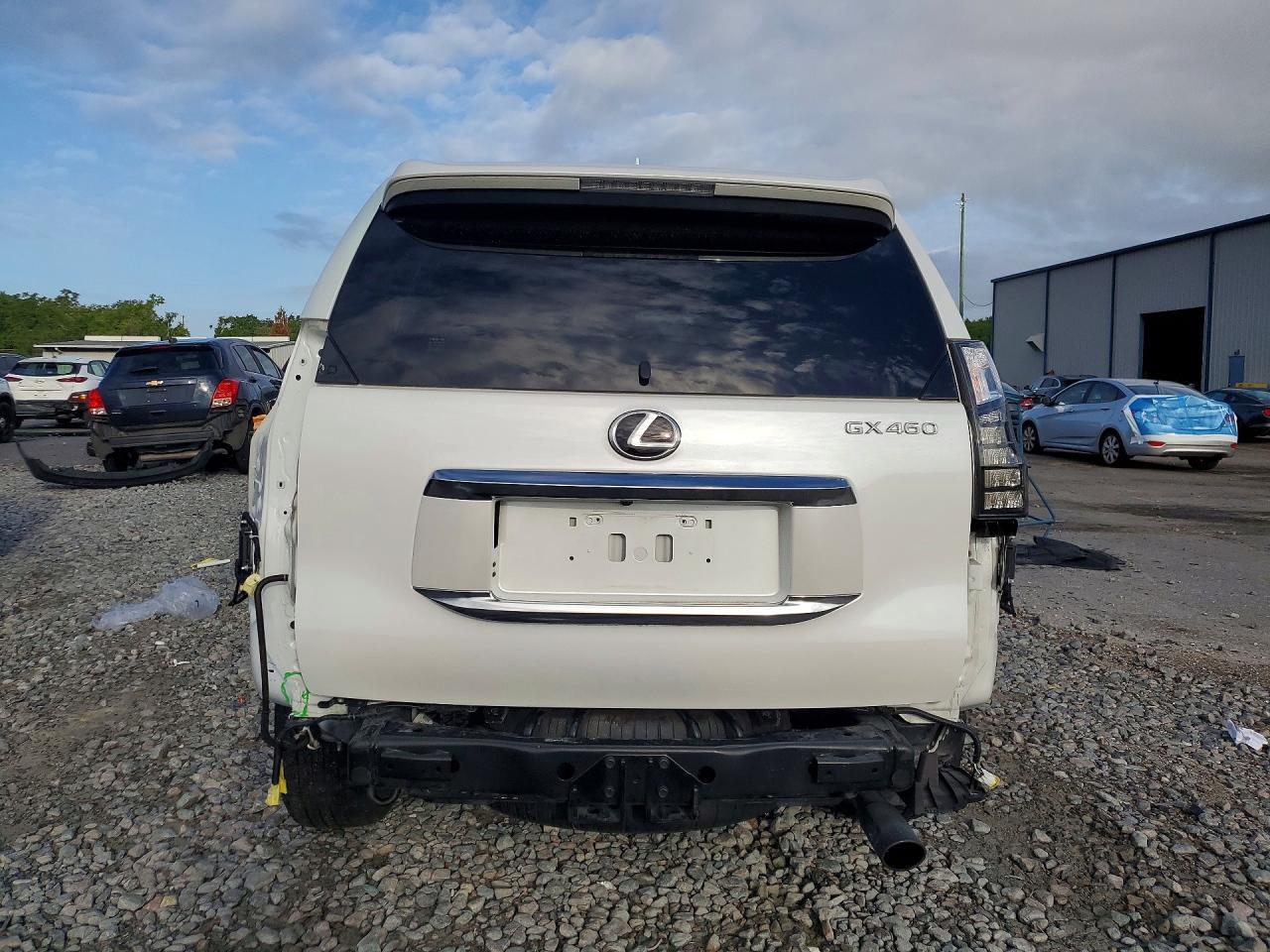 2023 Lexus Gx 460 Luxury - Image 6
