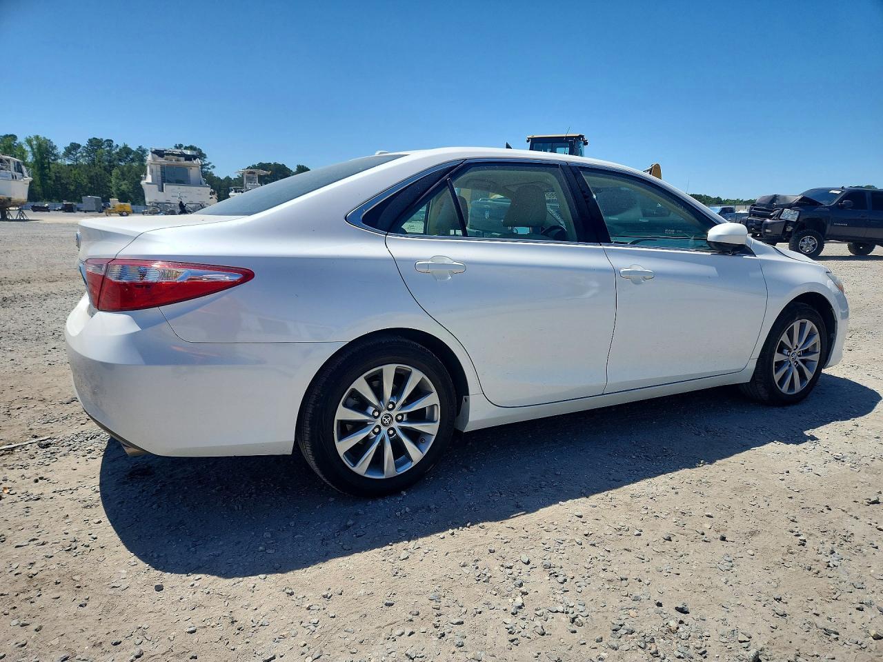 2015 Toyota Camry Xle - Image 3