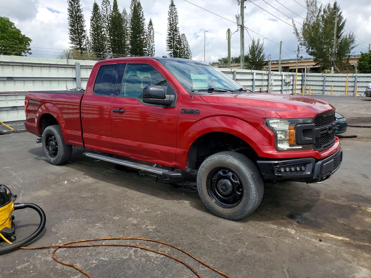 2018 Ford F150 Super Cab - Image 4