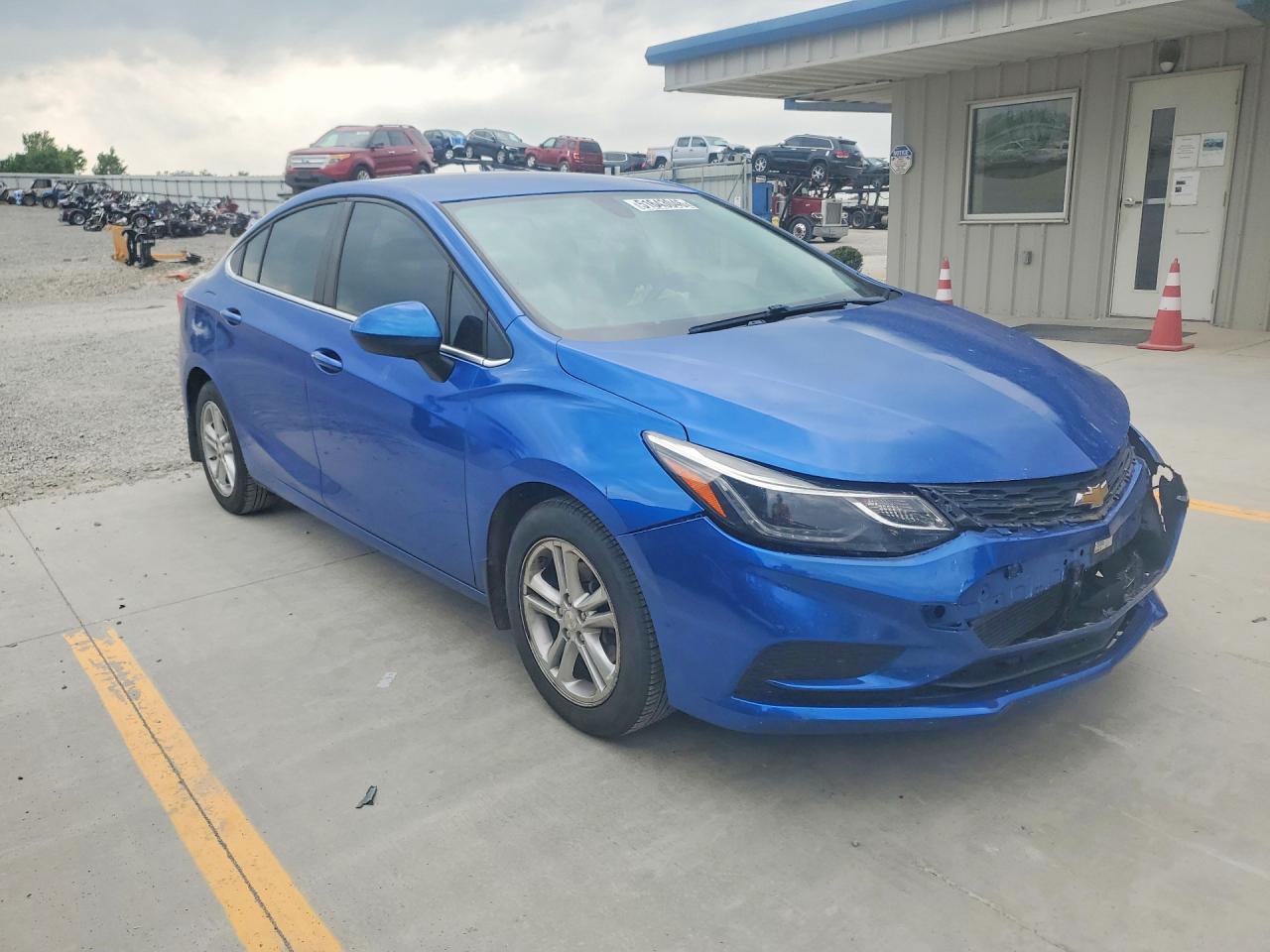 2017 Chevrolet Cruze Lt - Фото 4