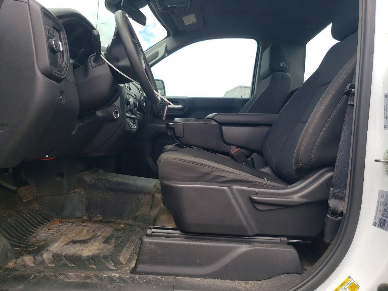 2023 Chevrolet Silverado C1500 - Фото 7