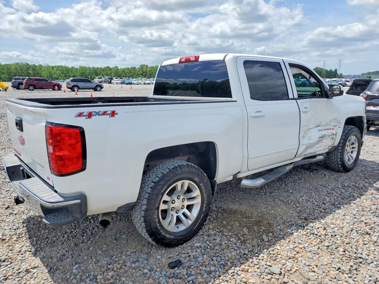 2017 Chevrolet Silverado K1500 Lt - Фото 3