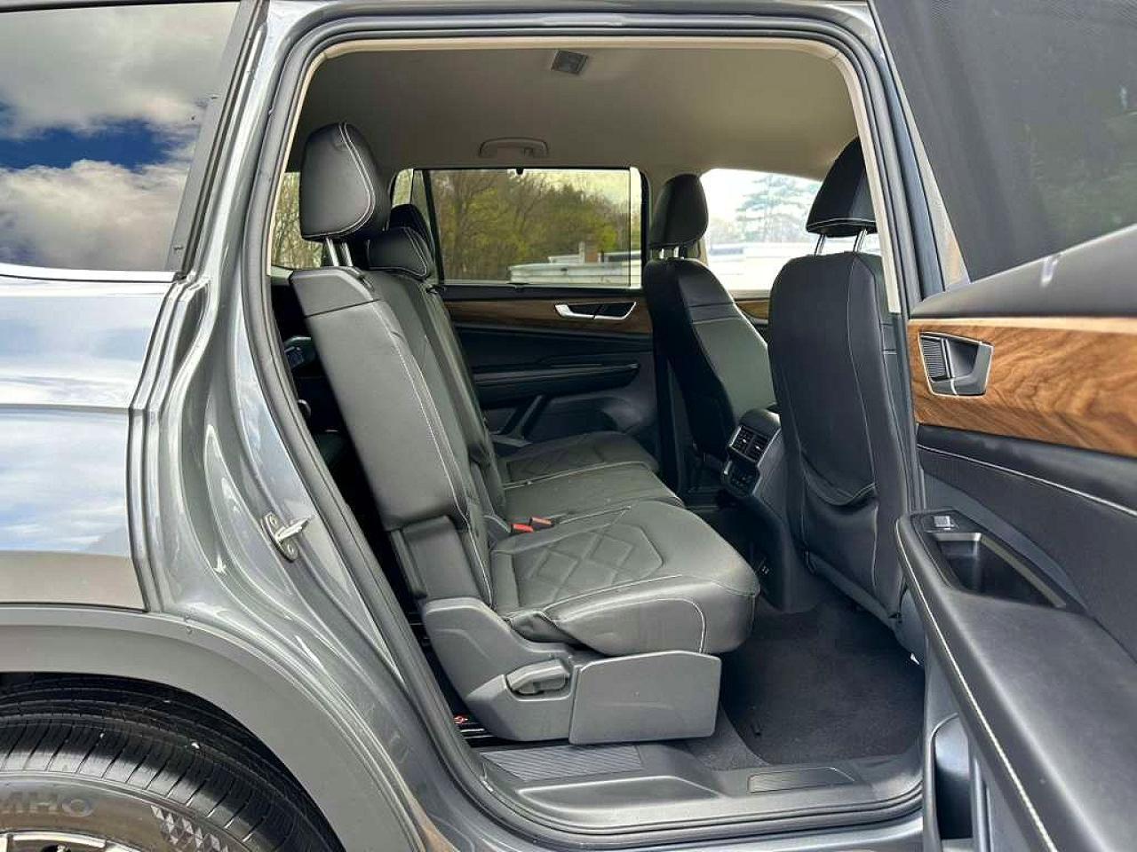 2025 Volkswagen Atlas Se - Image 6