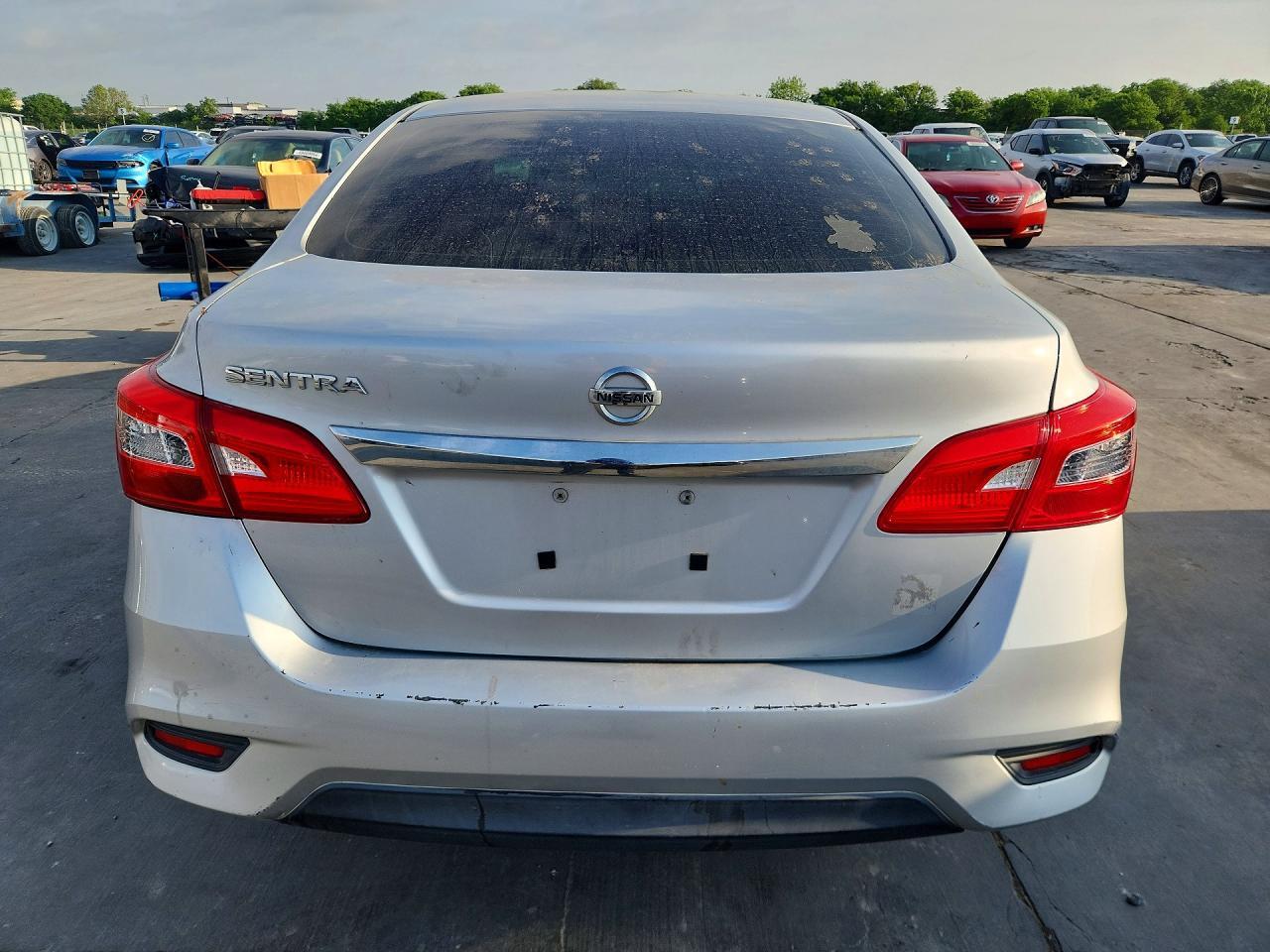 2017 Nissan Sentra S - Фото 6