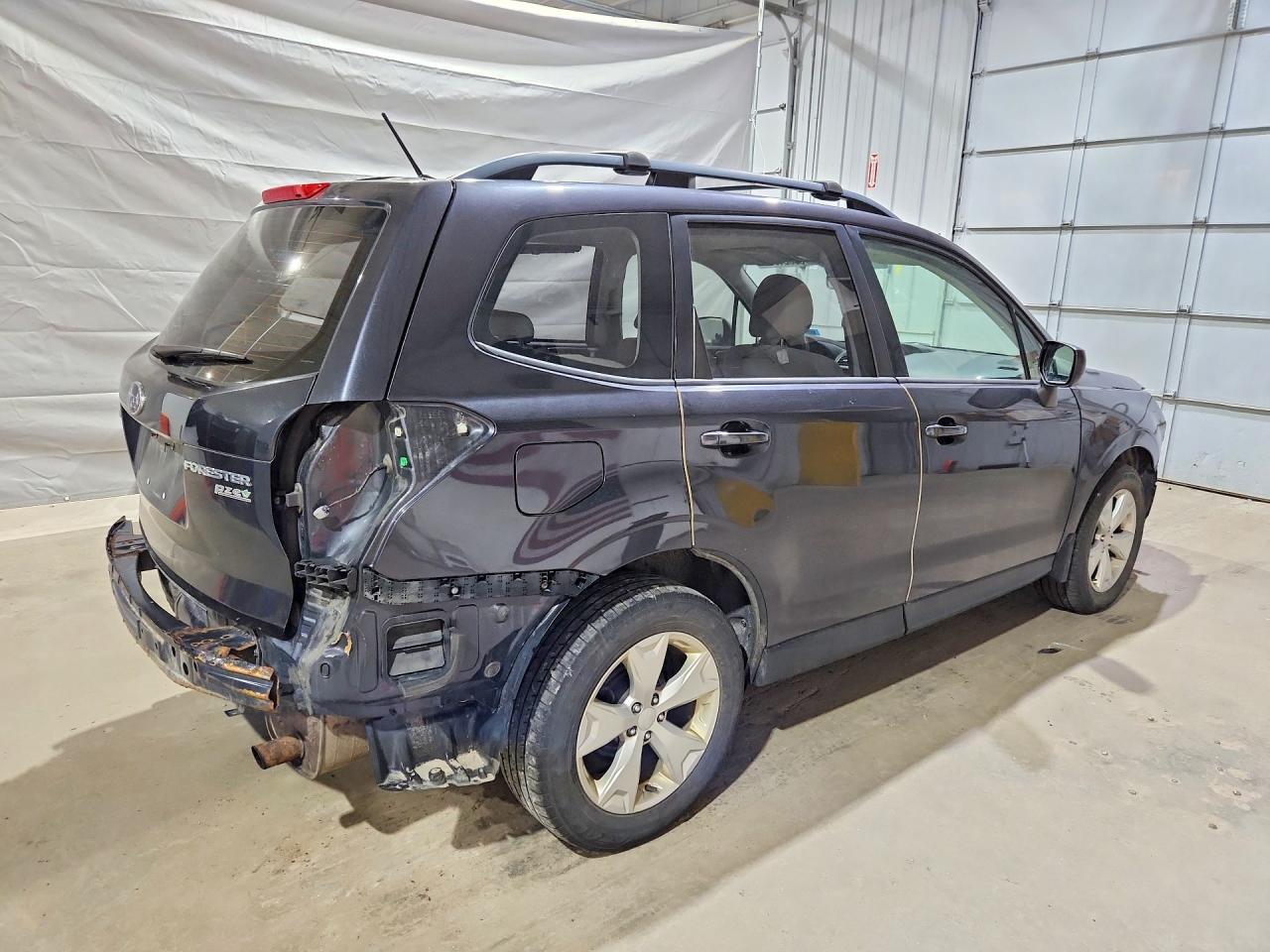 2015 Subaru Forester 2.5I - Image 3