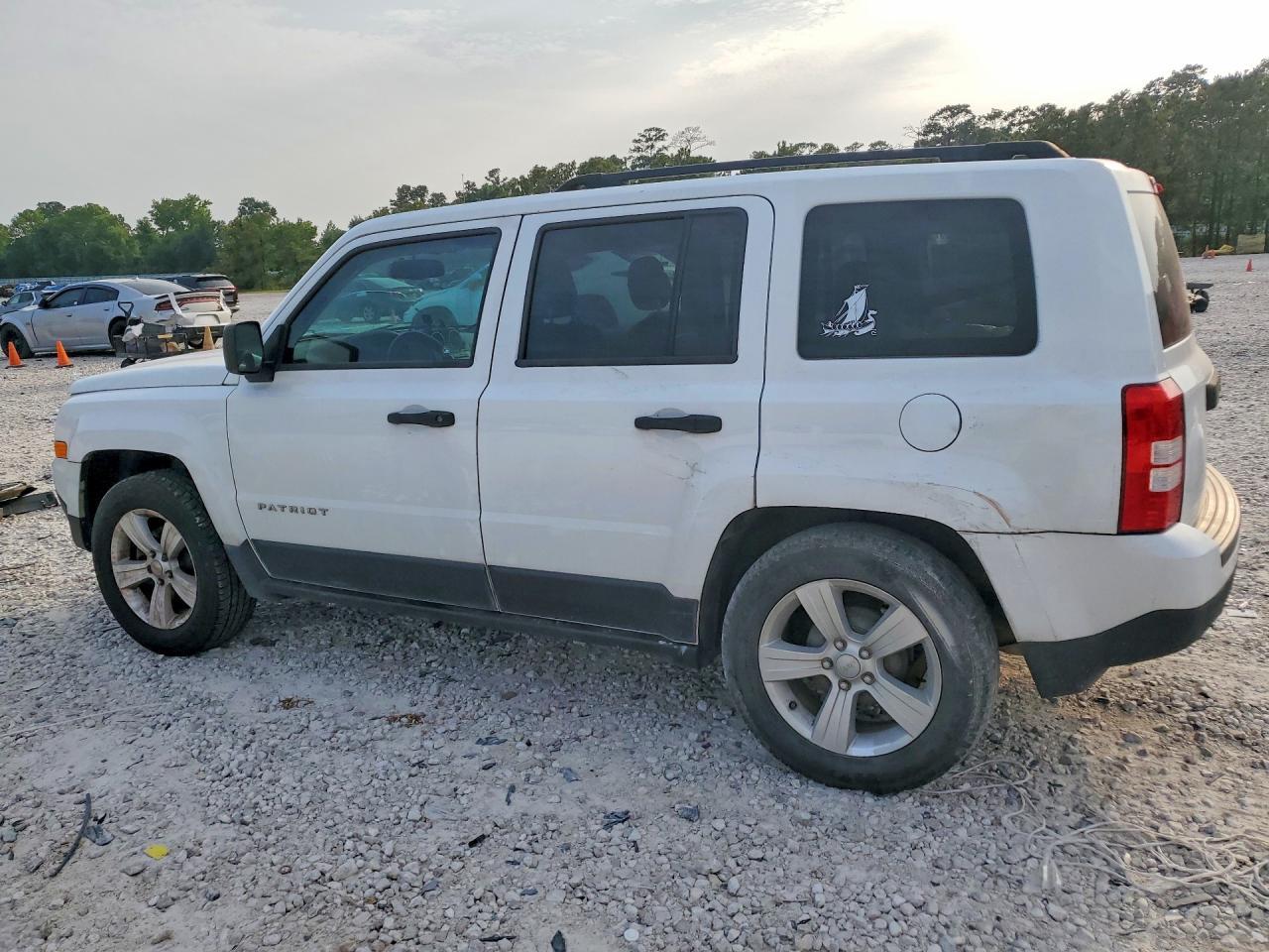 2016 Jeep Patriot Sport - Image 2