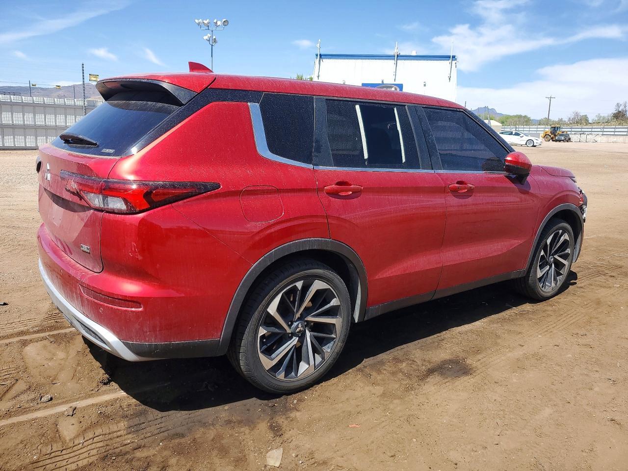 2022 Mitsubishi Outlander Se - Фото 3