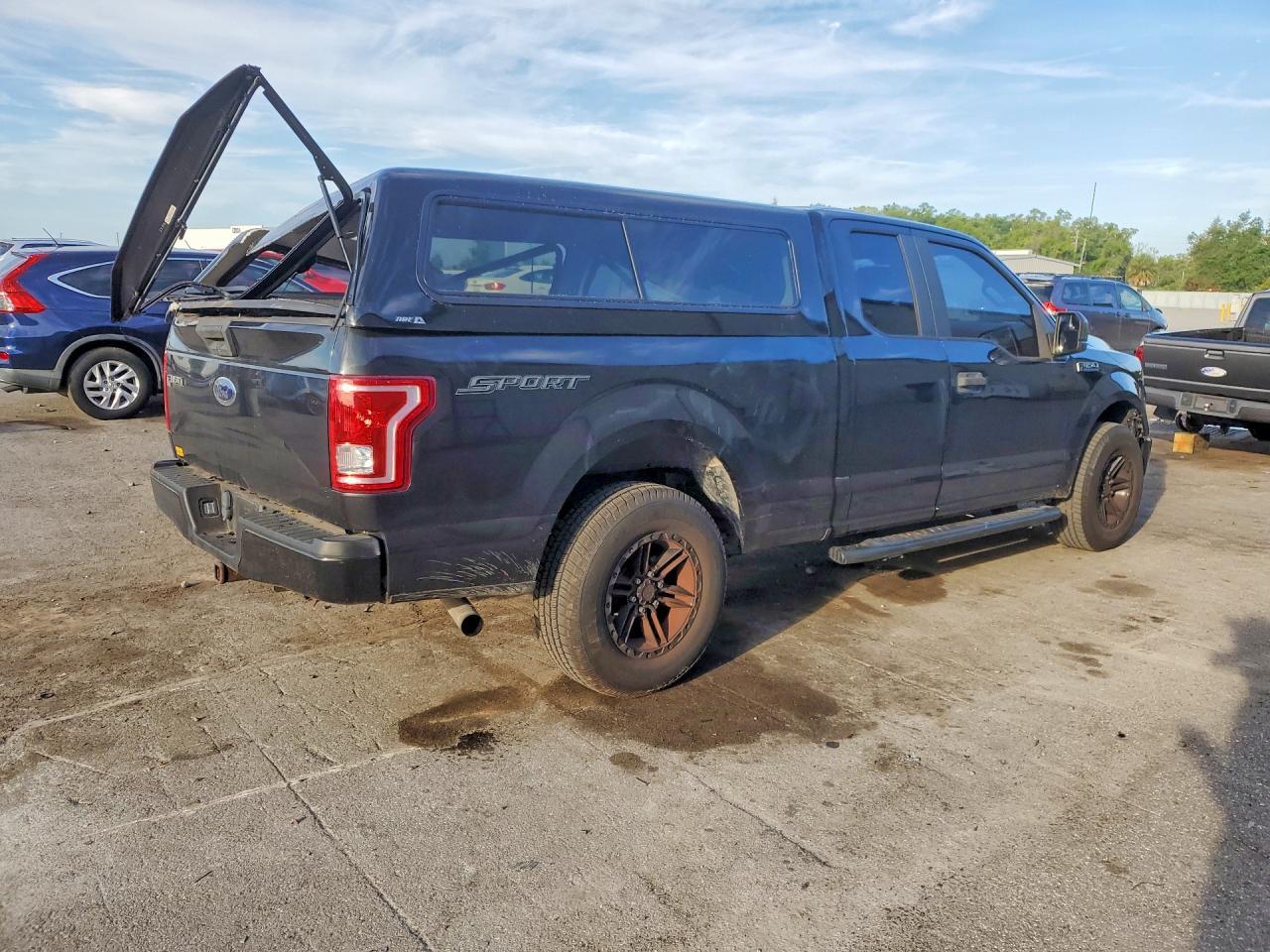 2015 Ford F150 Super Cab - Image 3