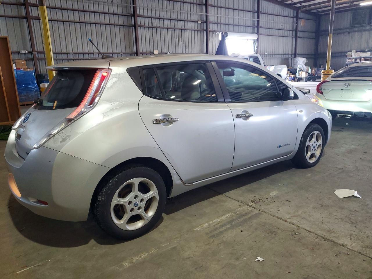 2012 Nissan Leaf Sv - Фото 3