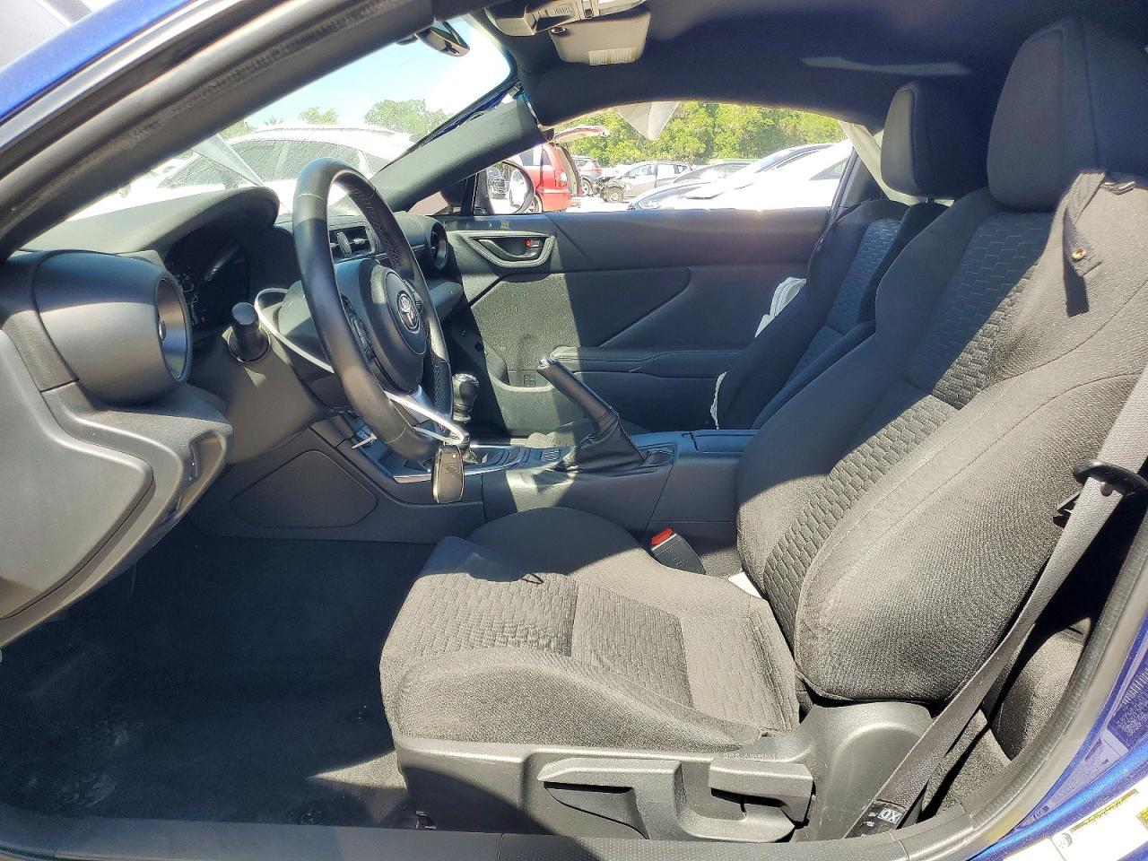 2022 Toyota Gr86 Base - Фото 7