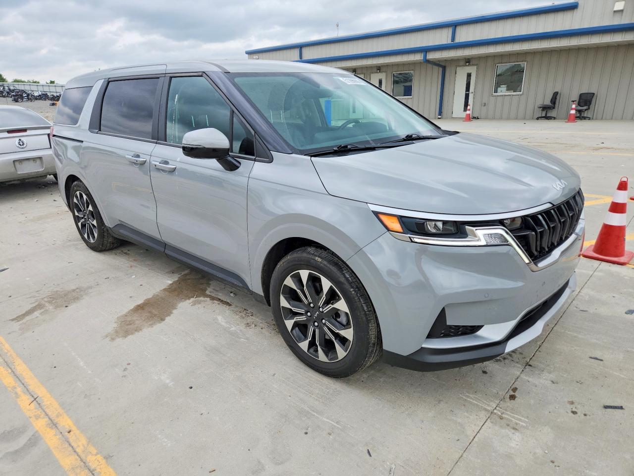 2024 Kia Carnival Ex - Фото 4