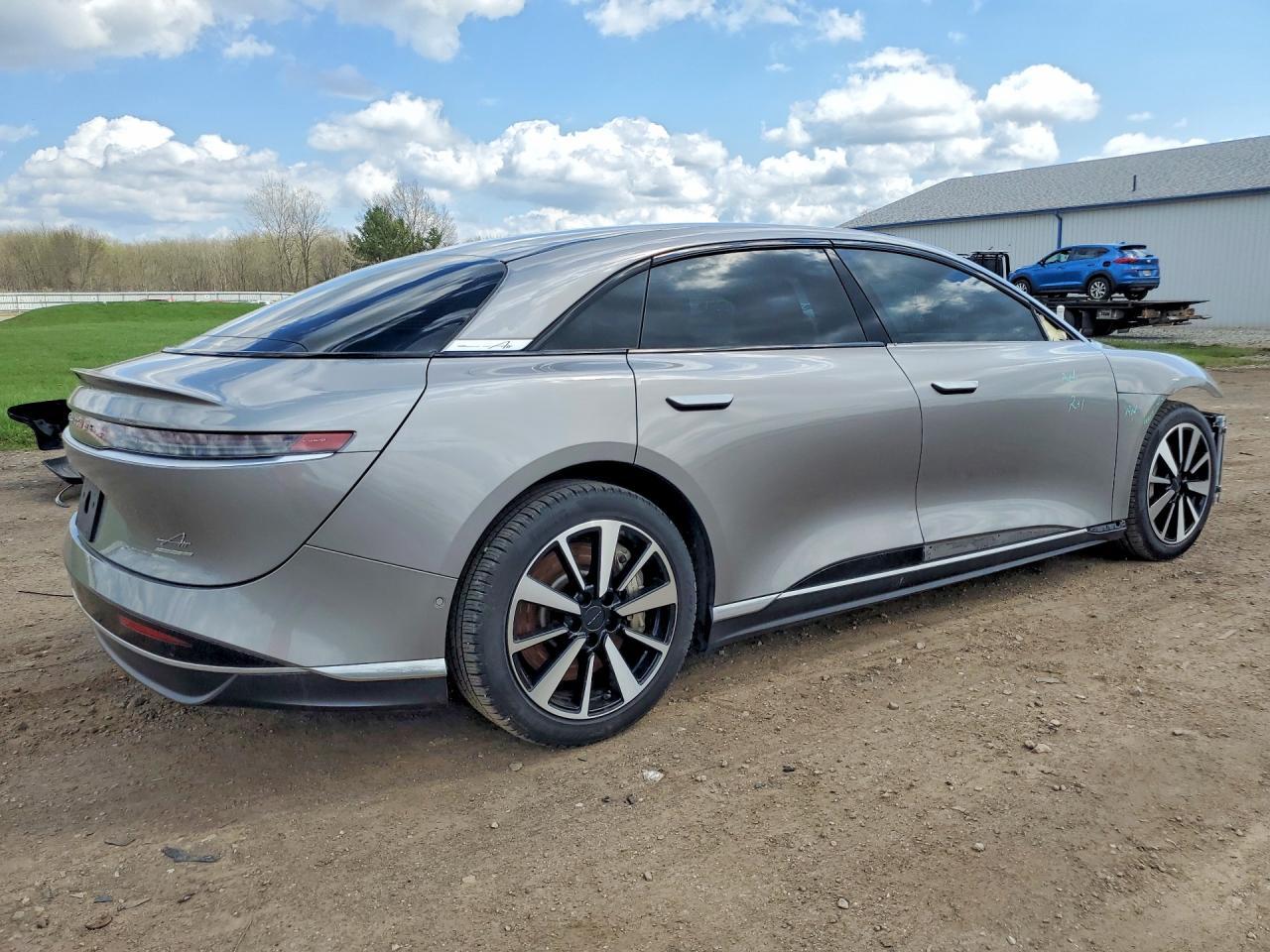 2024 Lucid Motors Air Touring - Image 3