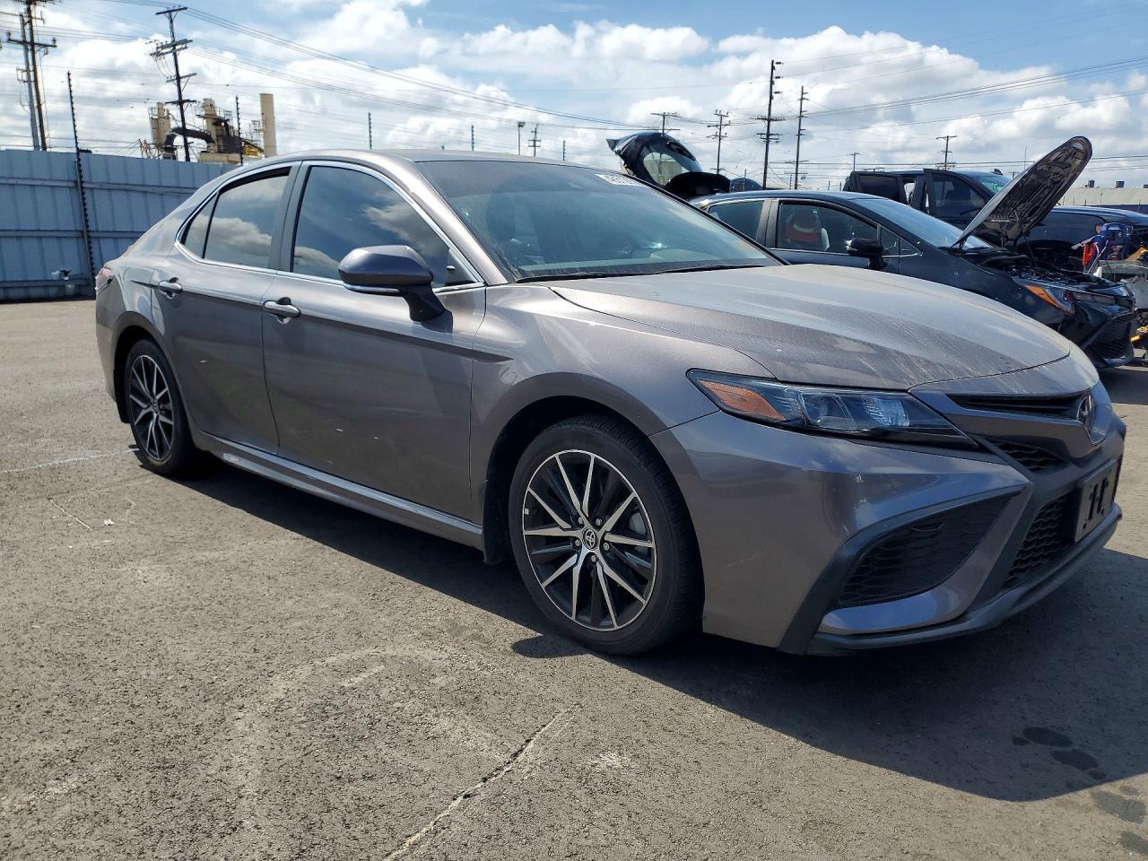 2023 Toyota Camry Se - Фото 4