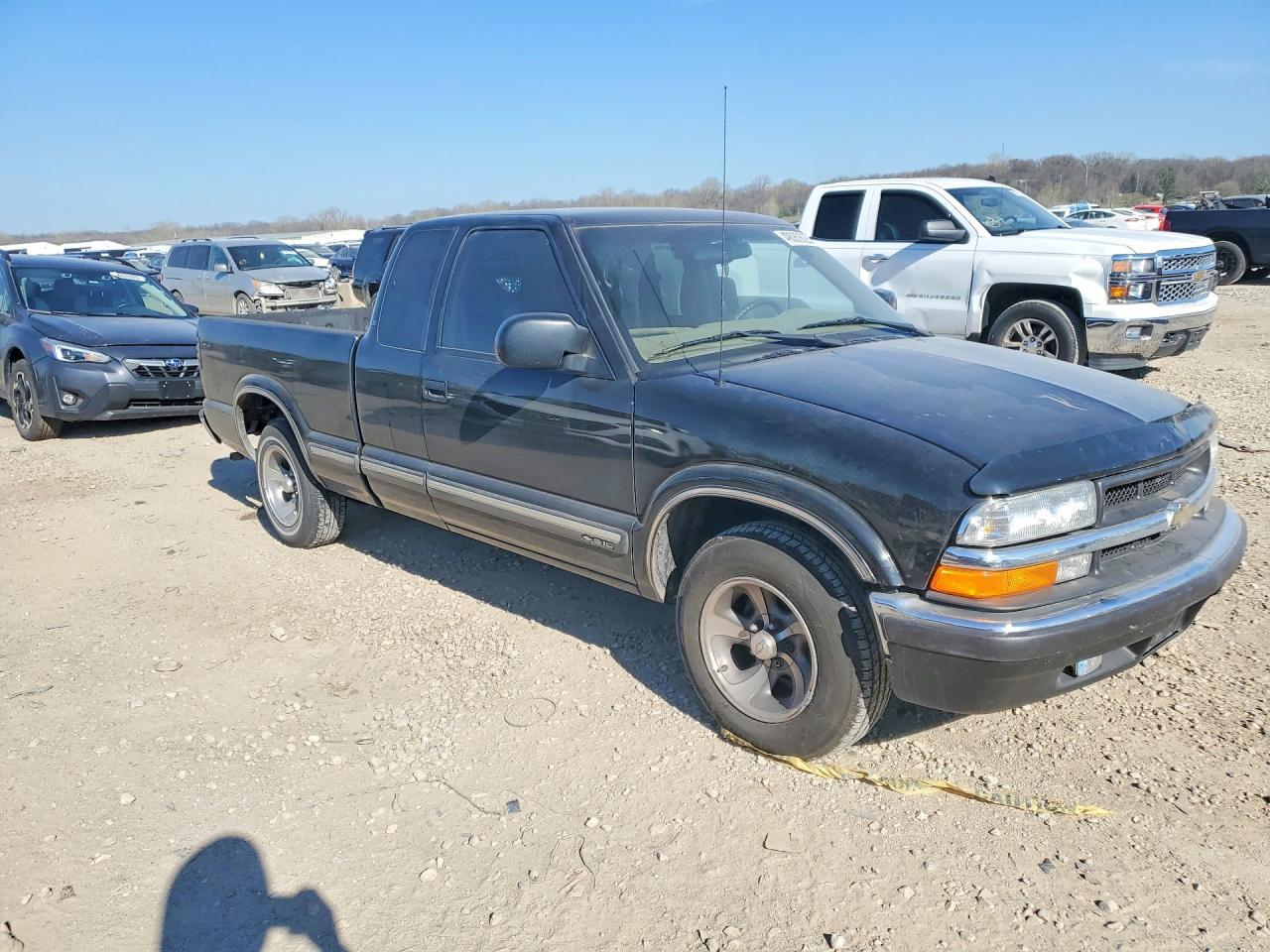 2000 Chevrolet S Truck S10 - Фото 4