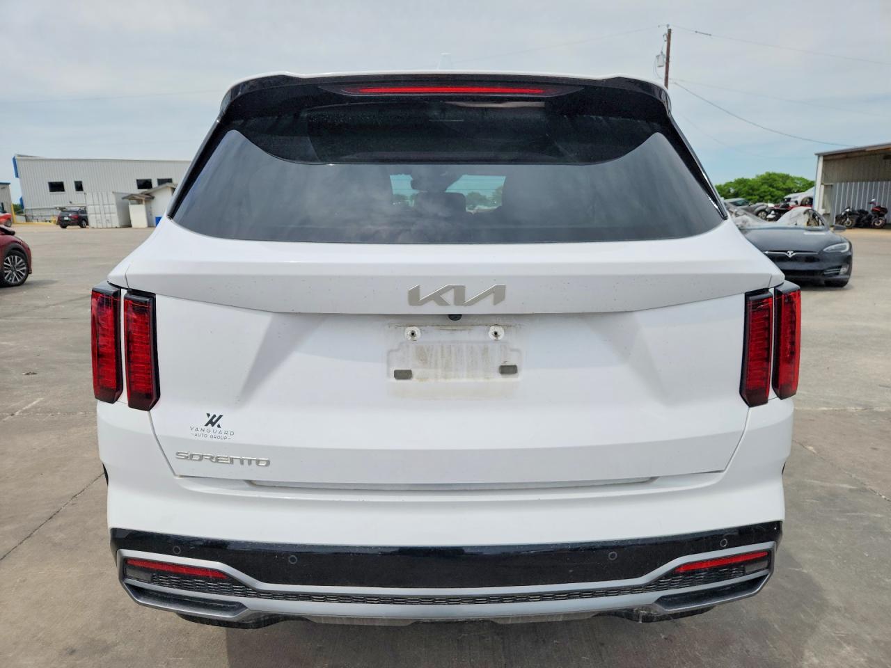 2023 Kia Sorento S - Фото 6