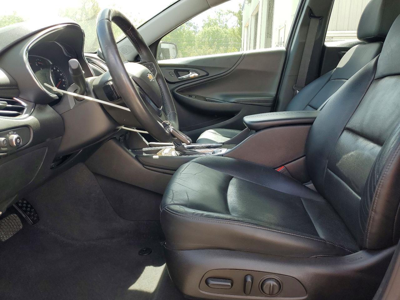 2017 Chevrolet Malibu Premier - Фото 7