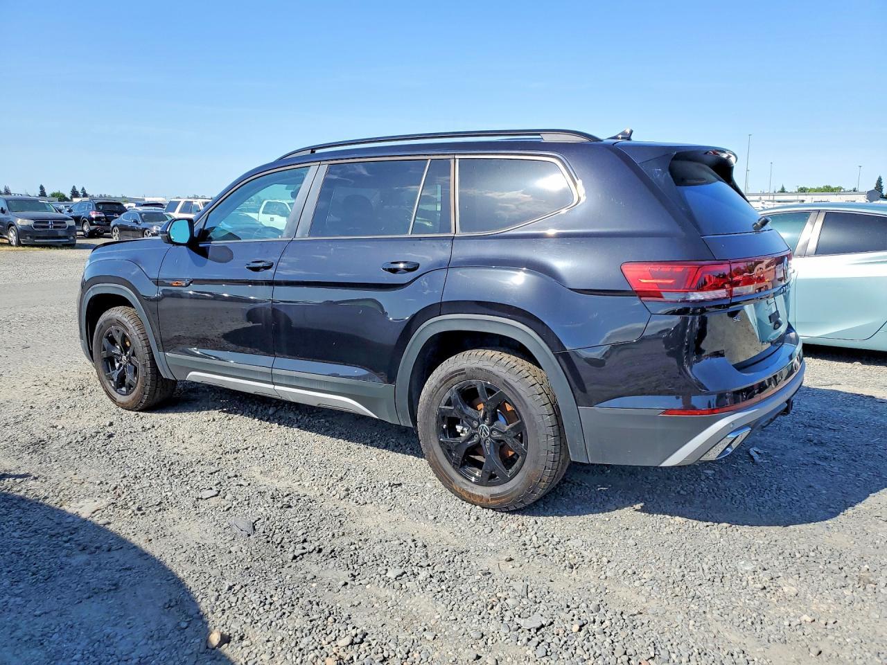 2025 Volkswagen Atlas Peak Edition Se - Фото 2