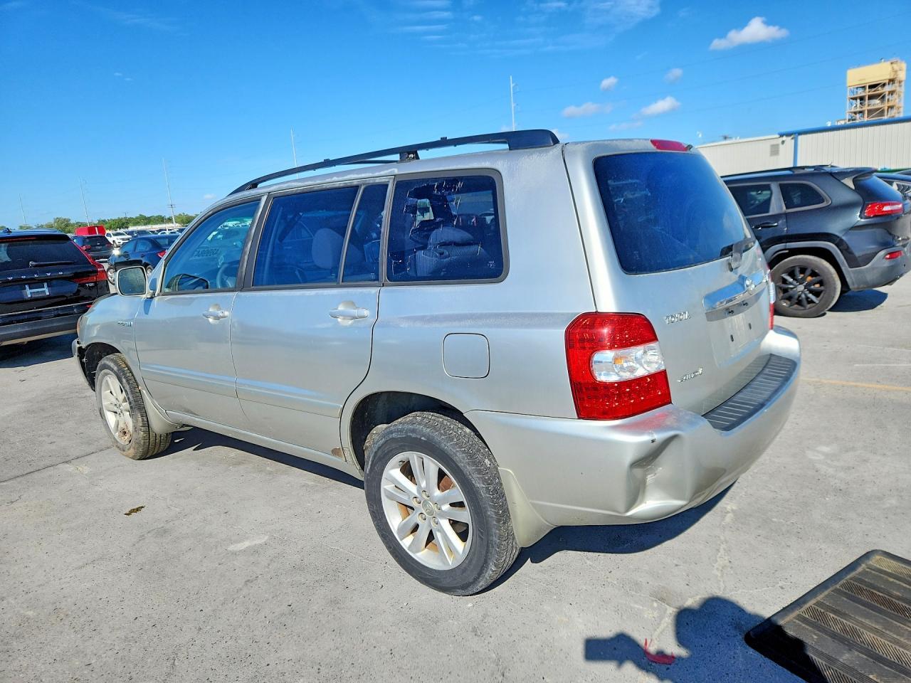2007 Toyota Highlander Hybrid Base - Image 2