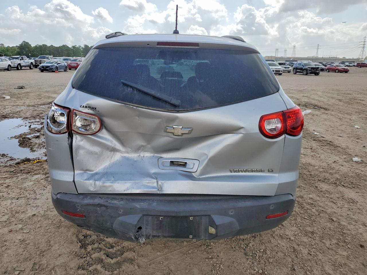 2012 Chevrolet Traverse Lt - Image 6