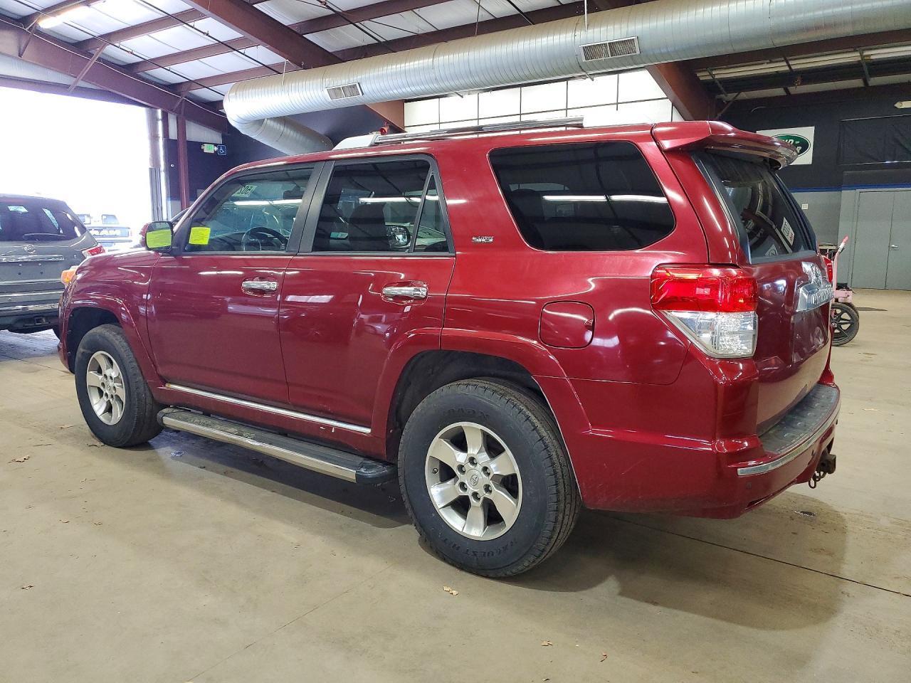 2011 Toyota 4Runner - Фото 2