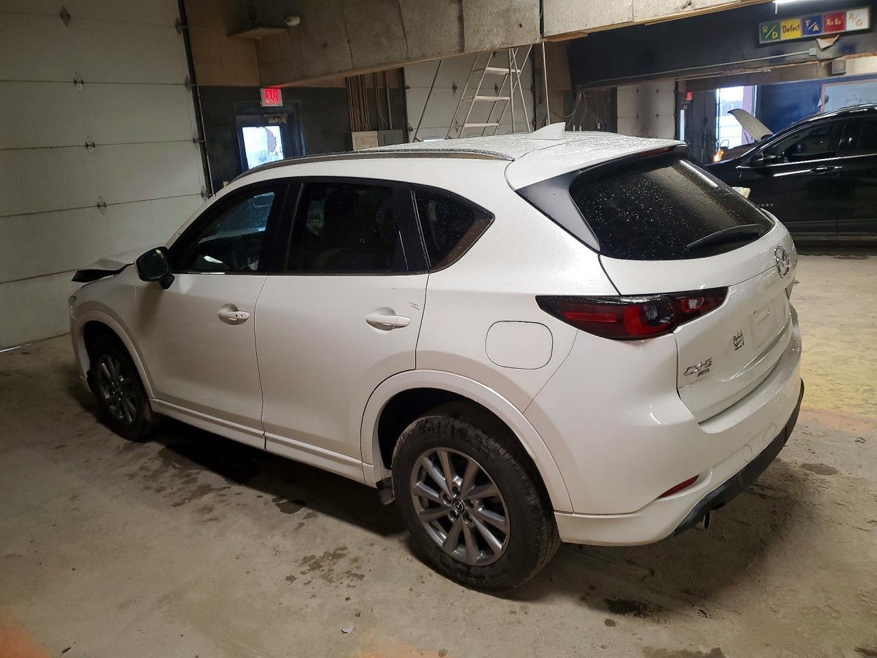 2025 Mazda Cx-5 Preferred - Фото 2