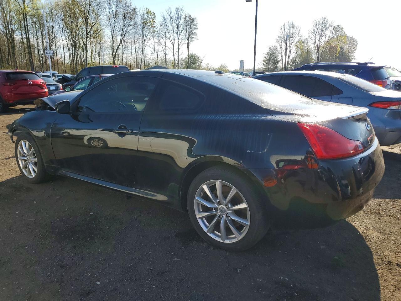 2012 Infiniti G37 Coupe X - Image 2