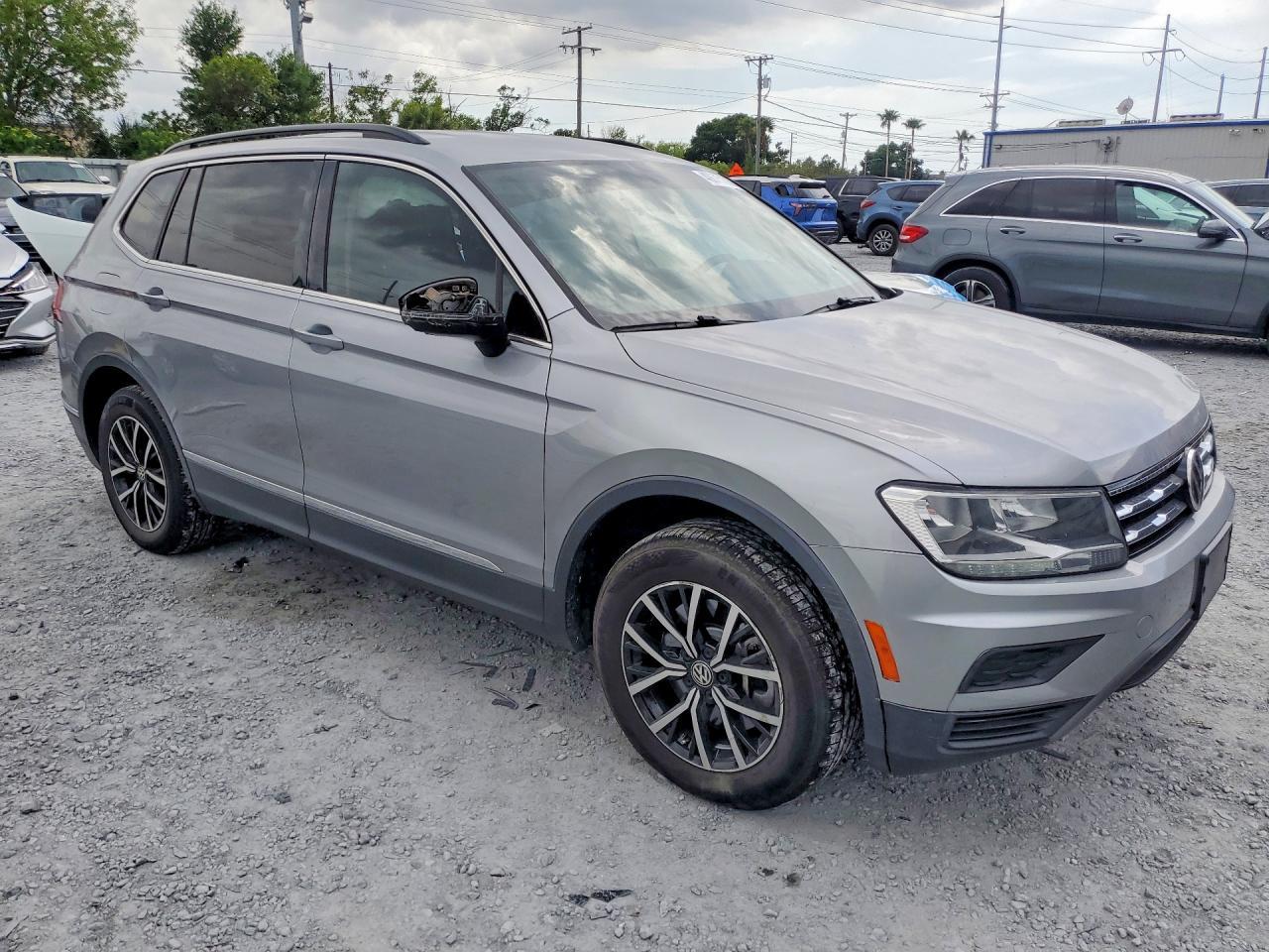 2021 Volkswagen Tiguan Se - Фото 4