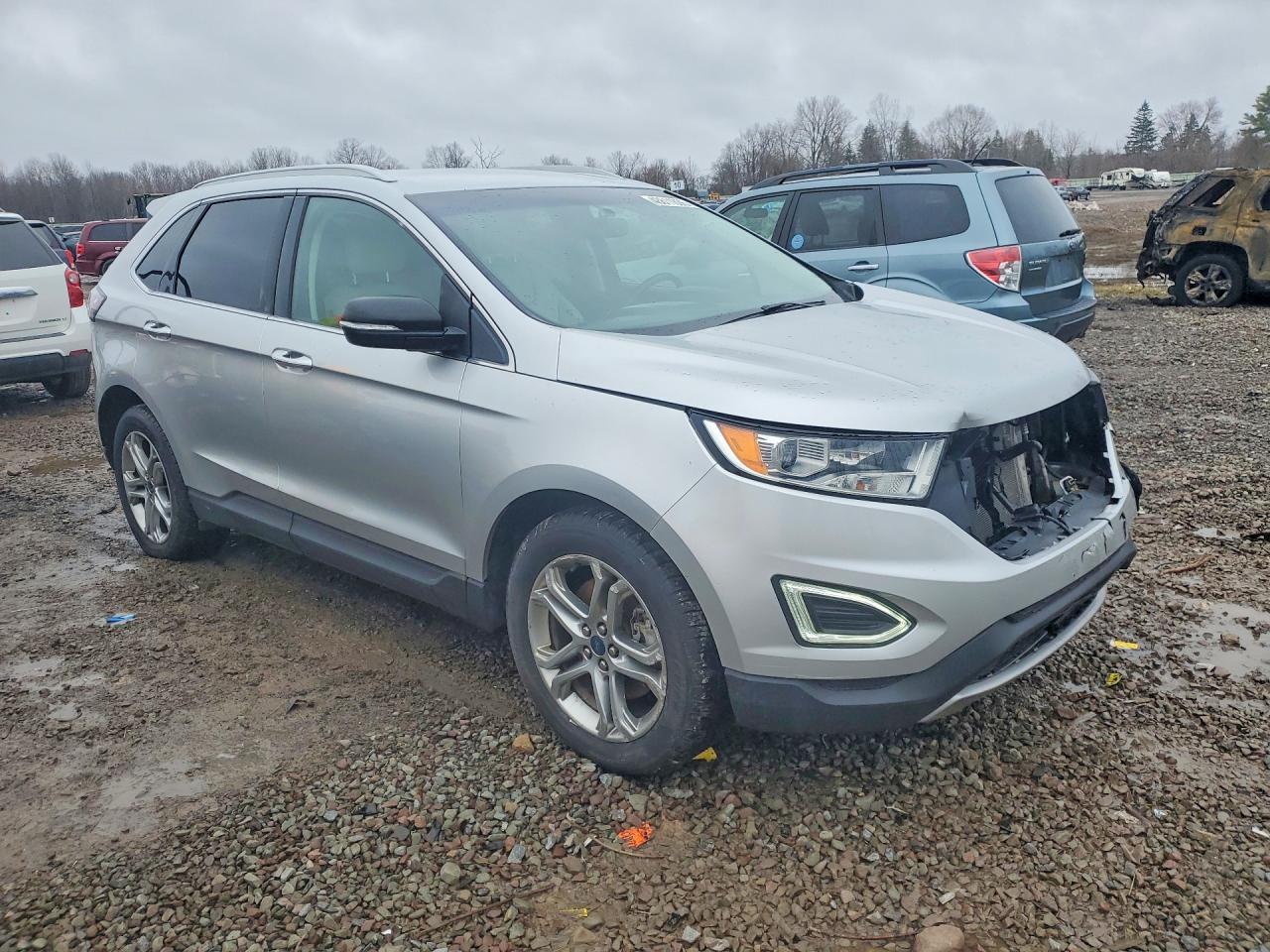 2017 Ford Edge Titanium - Фото 4