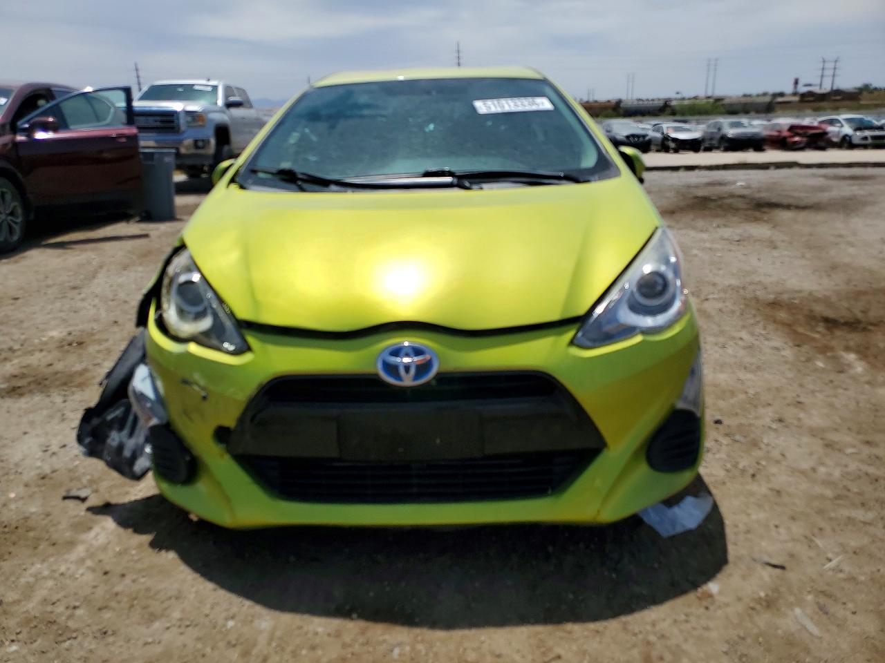 2016 Toyota Prius C Two - Image 5